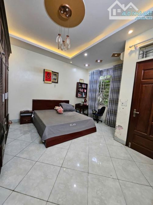 Nhà đẹp Nguyễn Trực – Hà Đông, Lô Góc, Kinh doanh, Ô tô qua cửa, 5 Tầng, 39 mét. - 2