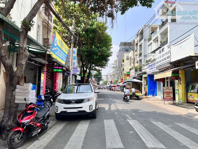 Mặt Tiền ngay chợ Tân Hương (4x19m) 4 Tầng GIá chỉ 13,5 tỷ TL - 2