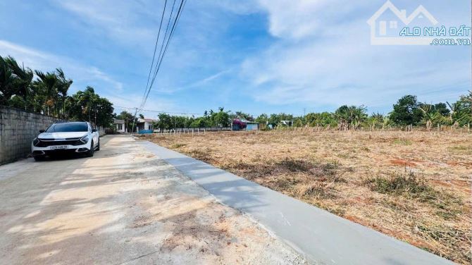 3 lô liền kề (6m x 29m, thổ cư 100%) đối diện UBND P. Tân An (EaTu cũ) BMT - 1 tỷ 5/lô - 2