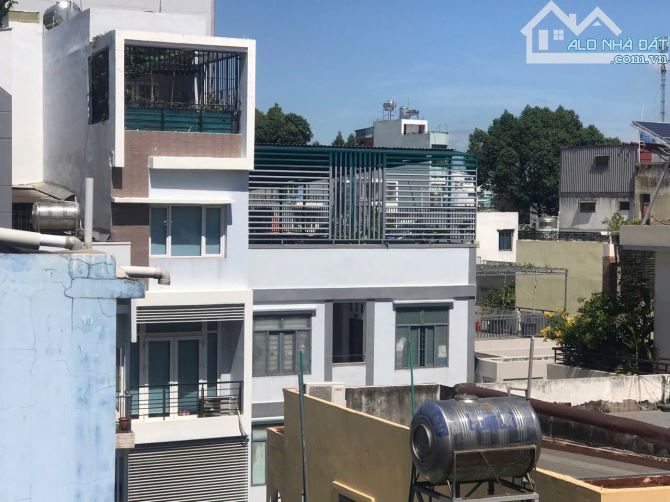 Bán CHDV Đường Bạch Đằng Quận Bình Thạnh.DT:8x19m.Giá 25 tỷ - 2