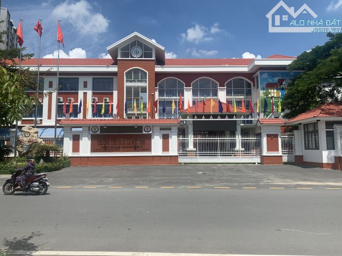 Khu đồng bộ Lê Đức Thọ 4x16m 1T2LST mới 100%- ngay CV giá 10.7 tỷ - 2
