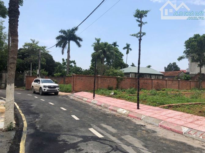 Đối Diện Đại Học Quốc Gia Hàng Xóm Xanh Vilas DT:104m Hai Thoáng Xây Trọ Quá đẹp Giá Gốc - 1