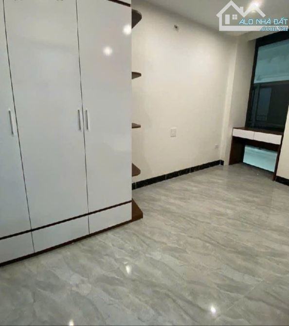 Bán Nhà đẹp xây mới 100% tại  Phố Lụa - Vạn Phúc , Oto đỗ cửa, 30m2, 5 tầng, giá hơn 7 tỷ - 2
