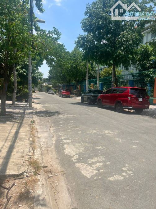 Nhà MT KHU TÊN LỬA – 10 x 20M – 18,5 Tỷ - Tiện Kinh Doanh - 2