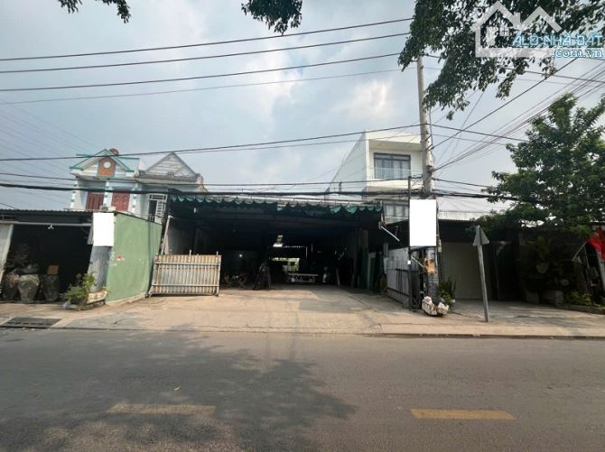 Bán nhà mặt tiền KD Ful thổ Phạm Thị Dây, Thới Tam Thôn, Hóc Môn, 905m2, ngang 11.6m - 2