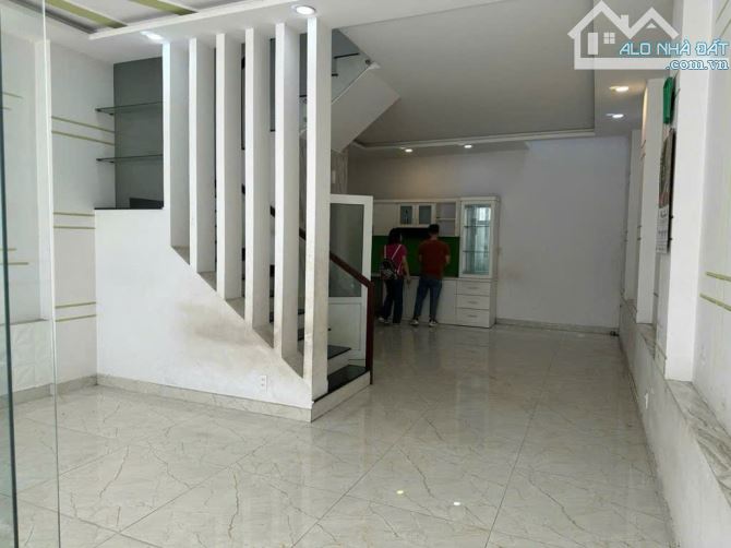 7 TỶ NHÀ 82m2 (5.1❌16) - 3 TẦNG HXH TRƯỜNG CHINH, KHU BÀU CÁT - 2