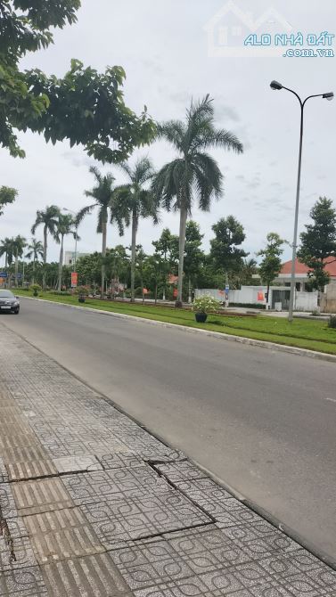 Mặt tiền Hùng Vương Tky ngan 30*27m, tách 3lô, bìa riêng - 2