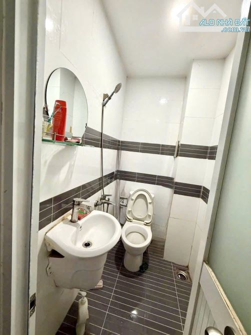 Bán nhà DT khủng 71m2 Nguyễn Duy P12-Q8 - 2