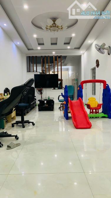 BÁN NHÀ 4 TẦNG MẶT ĐƯỜNG KHÚC HẠO – HẢI PHÒNG - 2