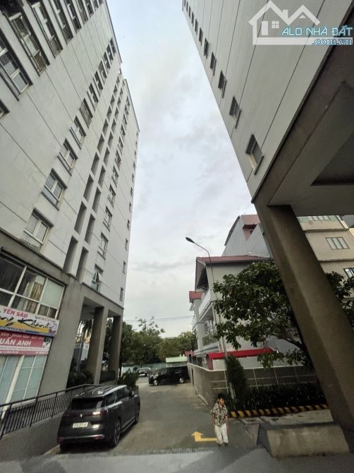 Shophouse 2 tầng Nguyễn Văn Dung P.An Nhơn 420m2 giá chỉ 13.9 tỷ - 2