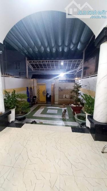 BÁN NHÀ 2TẦNG TRUNG TÂM THỊ TRẤN NHÀ BÈ  •Diện tích: 5.3 x 19m (nở hậu 6m) - 2