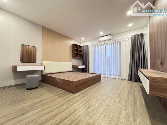 HOA HẬU PHỐ ĐÀM QUANG TRUNG 47m2 x 6Tâng, Mt 4,3m -THANG MÁY NHẬP KHẨU -  FULL NỘI THẤT - 3