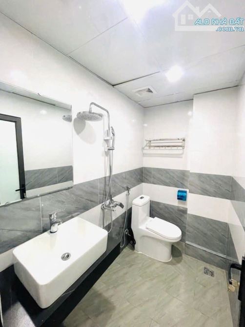 Nhà đẹp Nguyễn Trực – Hà Đông, Lô Góc, Kinh doanh, Ô tô qua cửa, 5 Tầng, 39 mét. - 3