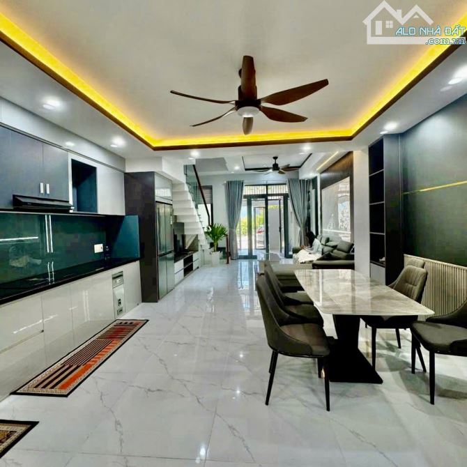 BÁN NHÀ 3 TẦNG MẶT TIỀN - HOÀ PHÚ 22, HOÀ MINH, LIÊN CHIỂU, ĐÀ NẴNG - 3