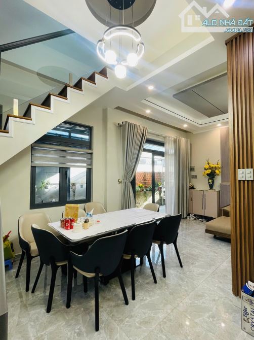 🏡Hàng hiếm Bán nhà tâm huyết hẽm ô tô, Dt : 90m2  đường Hùng Vương,p10,phường Lâm Viên - 3