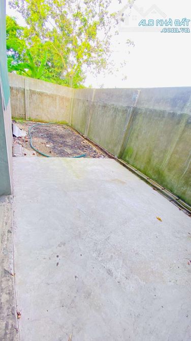 Cho thuê 630 m2 kho và sân đường Nguyễn Văn Linh 15 triệu - 3