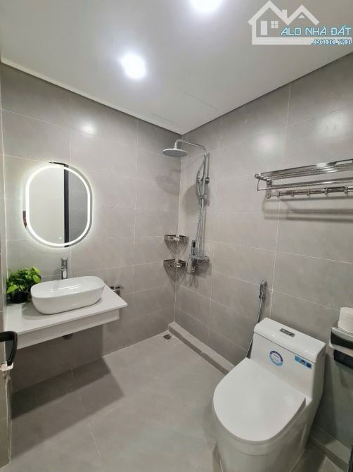 CỰC GẦN PHỐ - TẶNG NỘI THẤT - TT BA ĐÌNH - NGÕ RỘNG - 9.25 TỶ - 3