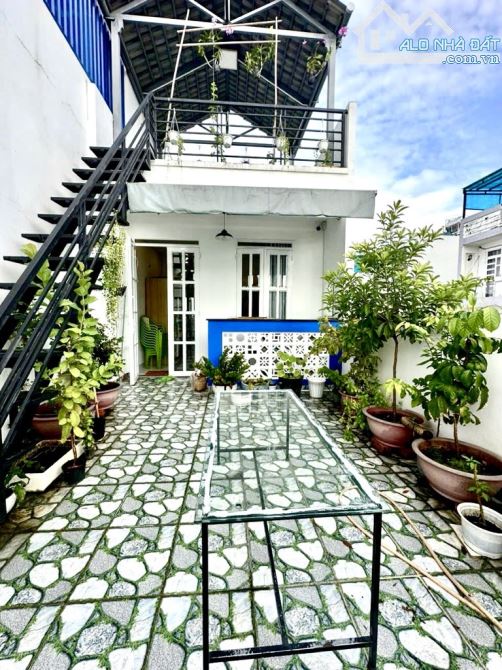NHÀ 80M2, 4 TẦNG MỚI ĐẸP - HẺM 1 TRỤC- 9.9 TỶ - 3