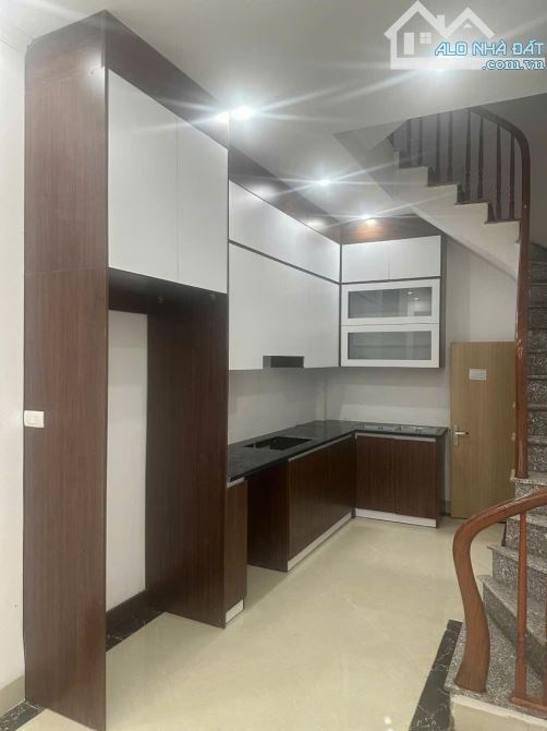 Duy nhất nhà 5 tầng Việt Hưng, Long Biên, mới tinh, nở hậu, cách ô tô 20m, giá hơn 5 tỷ - 3