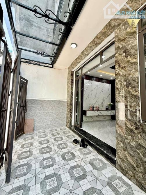 🏠 BÁN NHÀ ĐỘC LẬP 3 TẦNG – SÂN CỔNG RỘNG – MIẾU HAI XÃ – GIÁ CHỈ 3,4 TỶ - 3