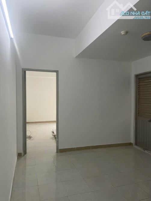 Cần bán căn hộ chung cư Ngô Gia Tự Block B 83m², 2PN, 2WC căn góc (cải tạo được 3PN) - 3