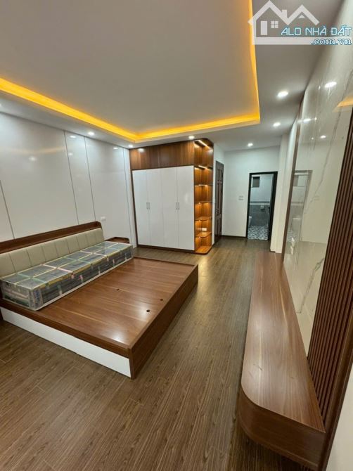 Bán gấp nhà Liên Ninh - Đông Mỹ ô tô vào nhà ngõ thông ,dân xây chắn chắn 58 m giá 5.5 tỷ - 3