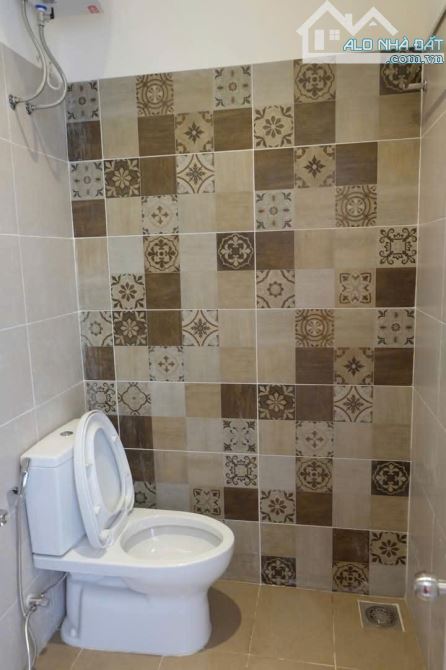 CĂN HỘ 5 TẦNG TÔ HIẾN THÀNH, GẦN BIỂN, DÒNG TIỀN KHAI THÁC GẦN 120TR/TH CHỈ VỚI 16 TỶ - 4