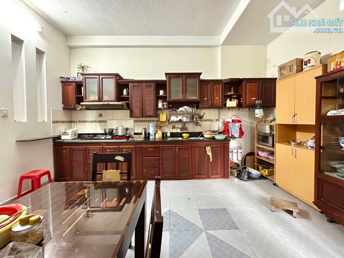 Bán nhà Trần Quang Diệu Quận 3 đúc 4 tầng 70m2 ngang 4.5m nhỉnh 11 tỷ tl - 4