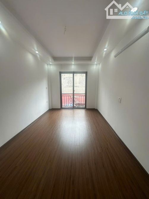 Duy nhất nhà 5 tầng Việt Hưng, Long Biên, mới tinh, nở hậu, cách ô tô 20m, giá hơn 5 tỷ - 4