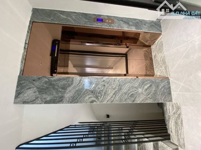 Bán nhà phố Ngọc Thụy  35m2-7 tầng- 11 tỷ hơn, thang máy, ô tô, gần cầu Chương Dương - 4