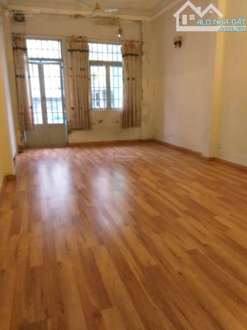 Bán nhà mặt tiền Nguyễn Thượng Hiền- DT 90tr /tháng CT - 65m2 ( 4x16m) nở hậu - 4 tầng- - 4