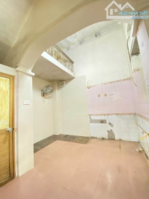 Bán nhà Tân Xuân 46m2, Lô góc mặt tiền rộng, ô tô vào nhà, gần chợ, bệnh viện, giá 7,6 tỷ - 4