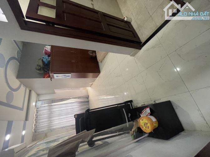 BÁN NHÀ TÂN THỚI NHẤT 05 (TTN 5)- HẺM XE HƠI - NHÀ 3 TẦNG NGANG 5 RỘNG RÃI - 4