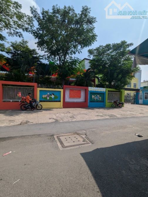 Nhà đẹp 2 tầng hẻm xe hơi 5m VỊ TRÍ SIÊU ĐẸP TẠI GÒ VẤP – Ngang rộng 6m. GIÁ HẤP DẪN - 4