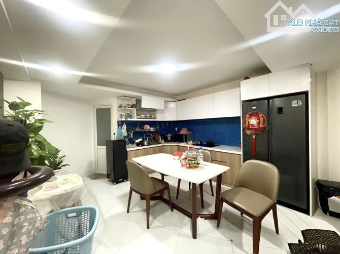 🏡💥GIẢM 500TR💥BÁN GẤP 🚘XE HƠI VÀO TẬN NHÀ💥NGUYỄN VĂN ĐẬU💥NGANG 4M.2🔥CHỈ 10.5TỶ - 4