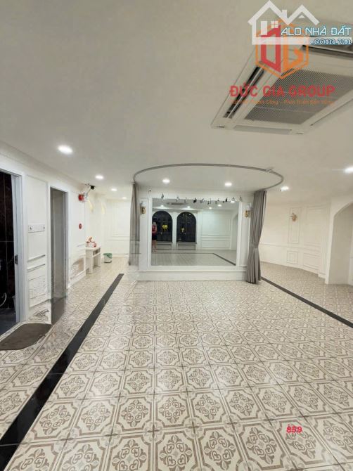 Bán tòa nhà 5 lầu ( 255m2 )đường Đồng Khởi vào 100m giá chỉ 19 tỷ - 5