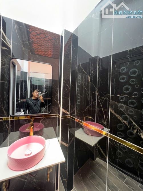 💥 Siêu phẩm 3 tầng Mã Lò - ngay sát khu Tên Lửa - 102m2 - hẻm xe hơi 6m - nhỉnh nhẹ 7 tỷ - 5