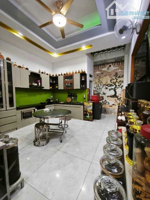 Nhà 4 tầng đường Thới An 28 , phường THỚI AN, Q12, dt 63m2 (4,5mx14m) Hẻm 12m 💵 7,7Tỷ - 5
