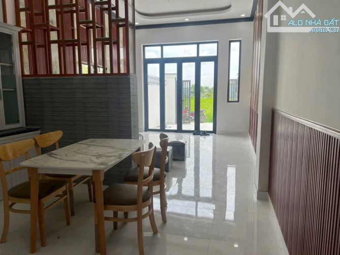 Nhà Cấp 4 Xây Kiên Cố 4 x 25m Đường Xe Hơi Full Nội Thất Sẵn. Sổ Hồng Riêng Thể hiện đường - 5