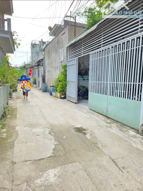 Bán dãy trọ 8x15m, hẻm Hai Bà Trưng p.Đông Hòa gần GO Dĩ An, thu 6tr/th - 5