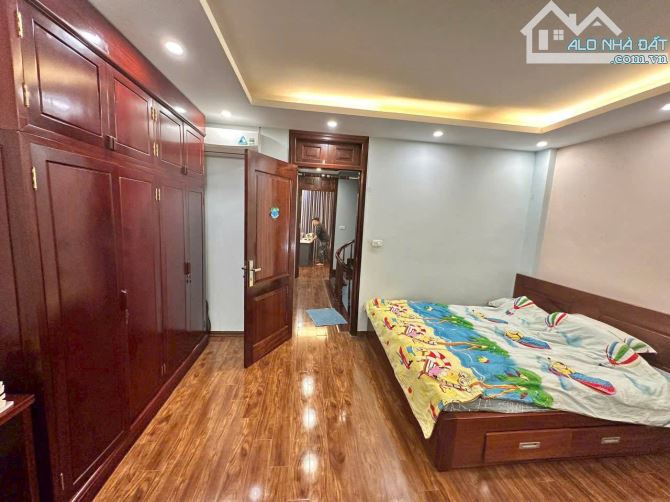 SIÊU PHẨM CỰC HIẾM, LIỀN KỀ, MỖ LAO ,HÀ ĐÔNG,DT 65m, 5 T ,MT 5m, GIÁ BÁN 18,9 TỶ. - 5