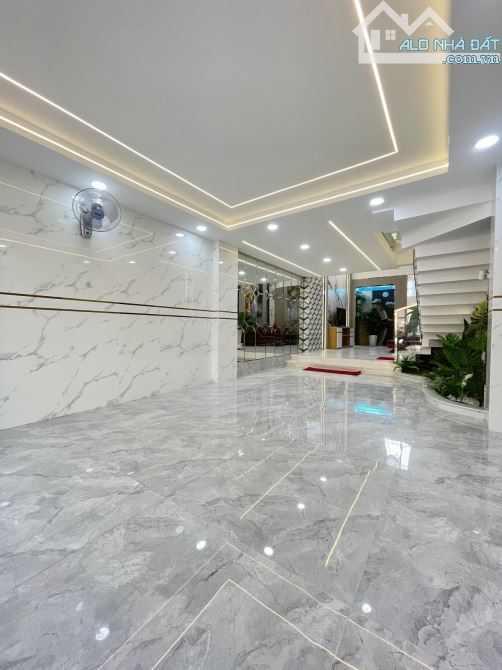 SIÊU PHẨM 6 TẦNG ĐẸP NHƯ TRANH - 64m2 (4×16) HXH TRÁNH - 8.79 TỶ - 5