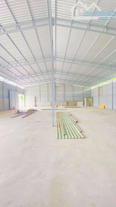 Cho thuê Kho 360 m2 mới xây gần sân bay Cần Thơ 18 triệu - 5