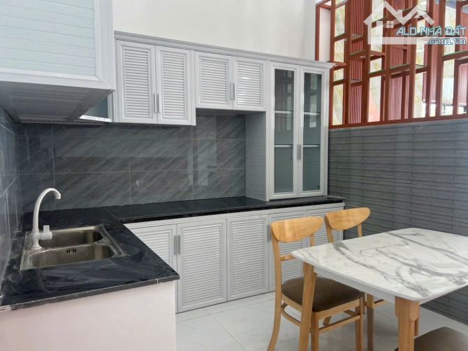 Nhà Cấp 4 Xây Kiên Cố 4 x 25m Đường Xe Hơi Full Nội Thất Sẵn. Sổ Hồng Riêng Thể hiện đường - 6