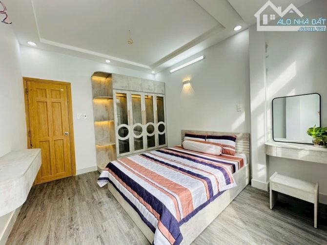 BÁN NHÀ XE HƠI ĐỔ CỬA , 2 TẦNG , FULL NỘI THẤT THỊ TRẤN NB CHỈ 3Tỷ Hơn - 6