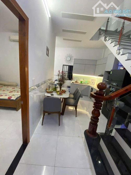 Nhà gần VinCom Dĩ An, phường Dĩ An, TP Dĩ An. 4,45 tỷ - 6