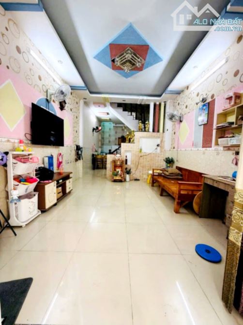 Nhà đẹp Gò Vấp, gần Emart, Phan Huy Ích, Quang Trung, 50 m2, 2 tầng, nhỉnh 4 tỷ - 6