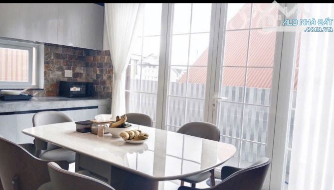 Bán Villa sân vườn nội thất hiện đại , 4PN, 200m2 trung tâm P.11 Đà Lạt Giá 11.5 tỷ. - 6