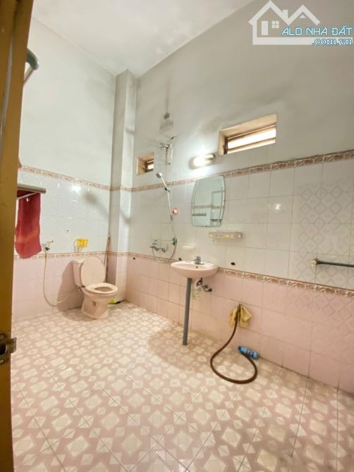 Bán nhà Tân Xuân 46m2, Lô góc mặt tiền rộng, ô tô vào nhà, gần chợ, bệnh viện, giá 7,6 tỷ - 6
