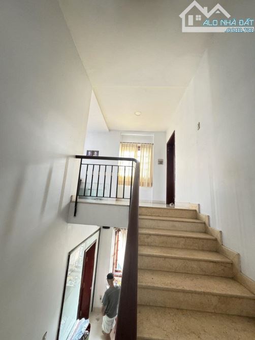 Bán Biệt Thự Góc 2MT Đường Nội Bộ Cao Lỗ -12m x 20.9m - 227.5m.2- 1  Hầm 1Trệt 3 Lầu F4 Q8 - 8